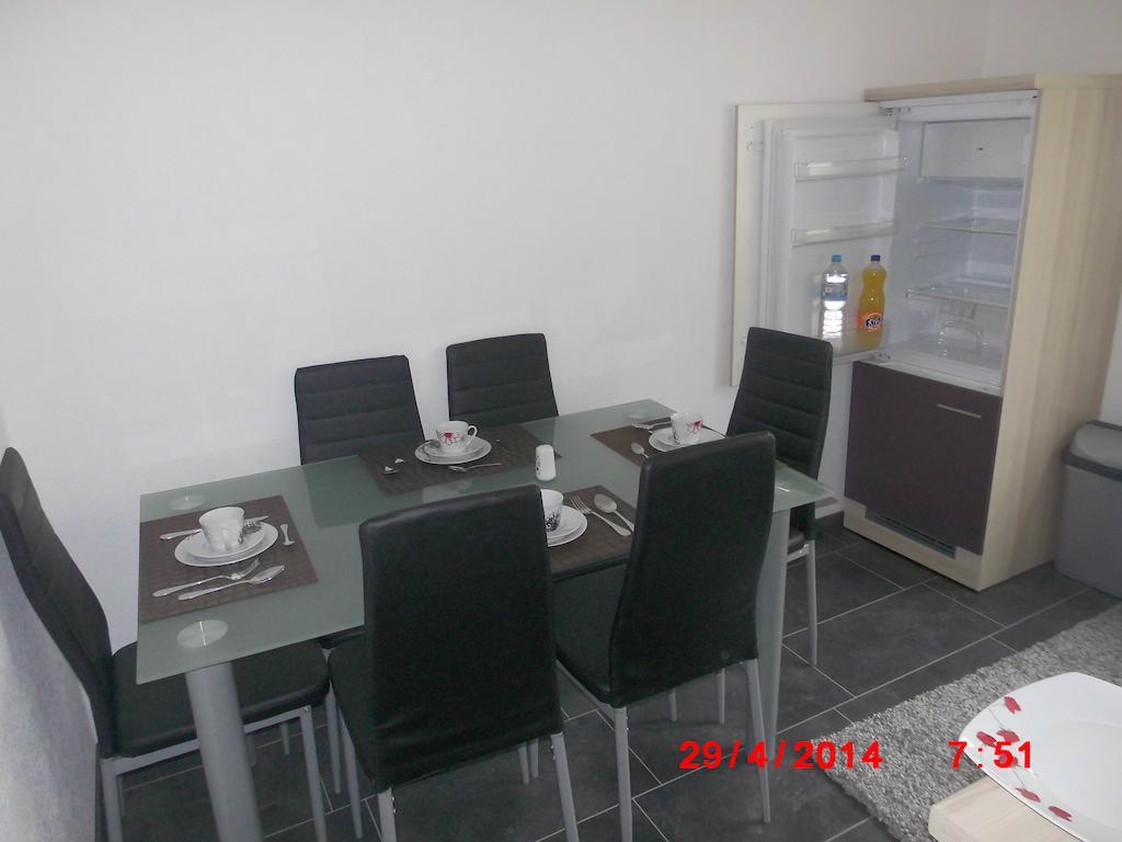 Frankfurt Airport&Fair Apartment Kelsterbach Chambre photo